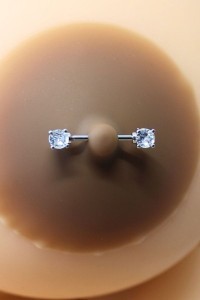 Copricapezzoli piercing a barra con diamanti finti