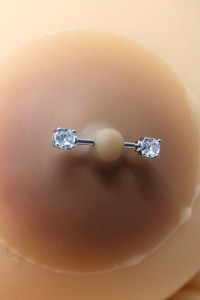 Copricapezzoli piercing a barra con diamanti finti