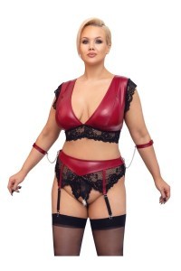 Set bondage in pizzo nero e tessuto rosso